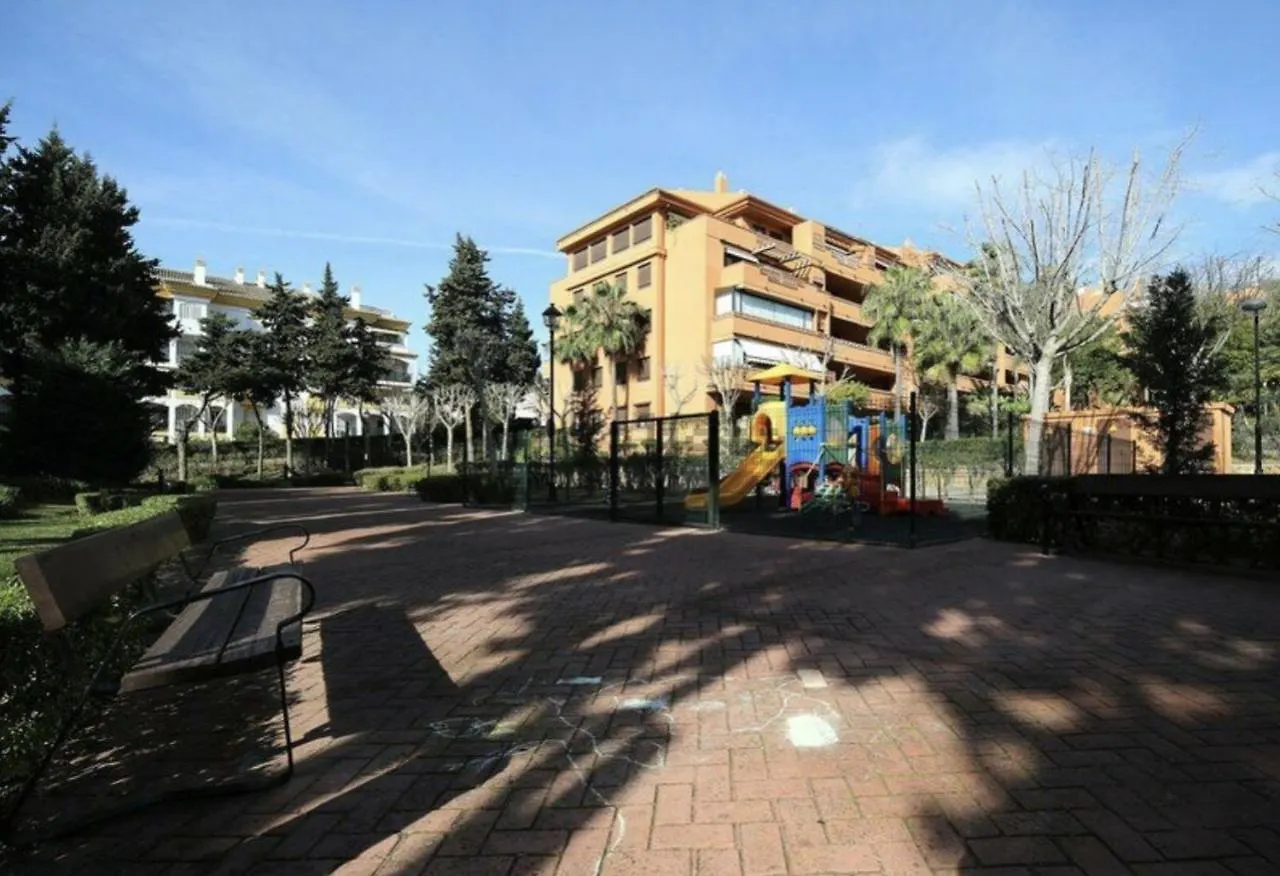 Apartment Golden Mile Marbella 2-Bedroom Rental