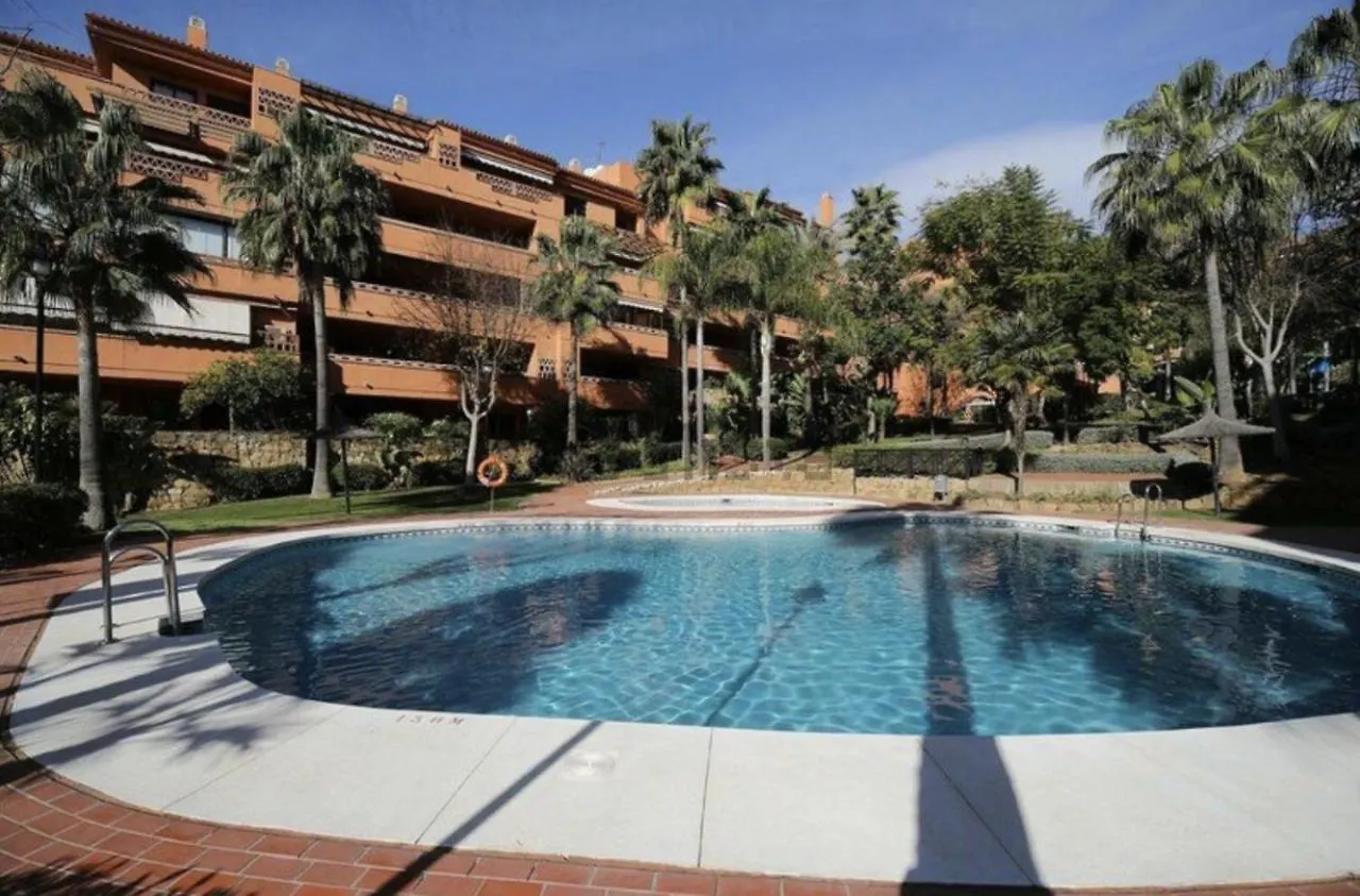 アパート Golden Mile Marbella 2-Bedroom Rental